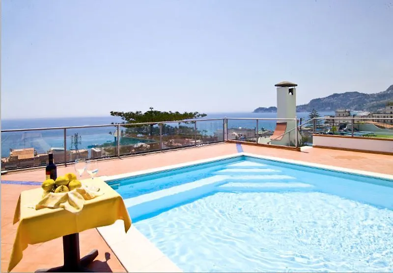 Hotel Delle Palme Летоянни 3*,
